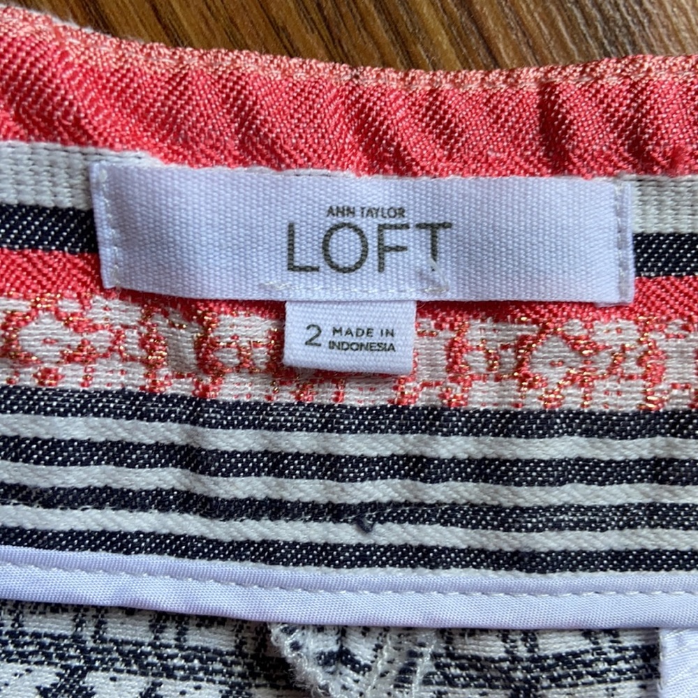 LOFT Riviera Drawstring Textured Striped Shorts - Picture 4 of 8